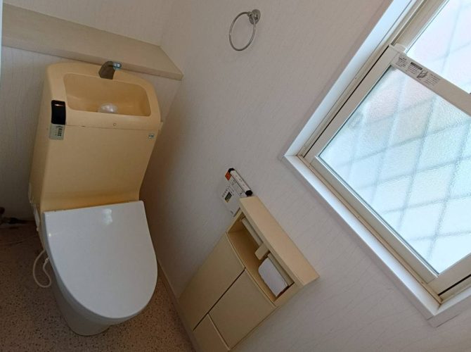 ■施工前■トイレ