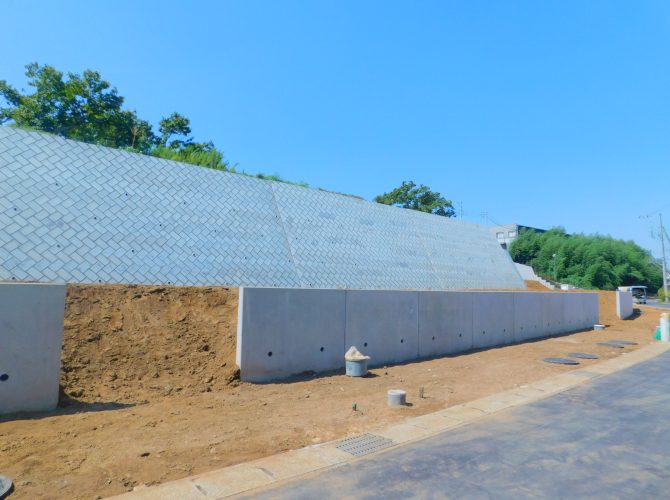 【風そよぐ小さな丘】ポッジオ塚田II 　区画２(建築条件付き土地）